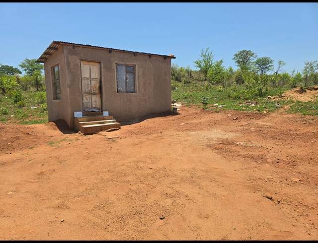 LAND FOR SALE IN MANGONDI